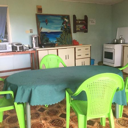 Rekona Lodge Gizo Extérieur photo