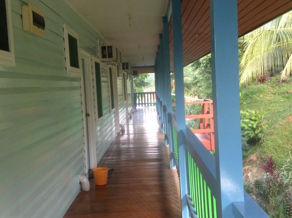 Rekona Lodge Gizo Chambre photo
