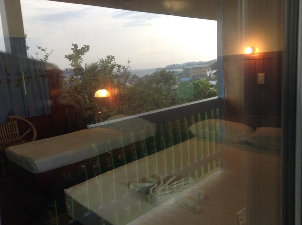 Rekona Lodge Gizo Chambre photo