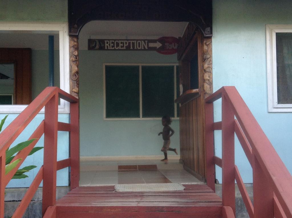 Rekona Lodge Gizo Extérieur photo