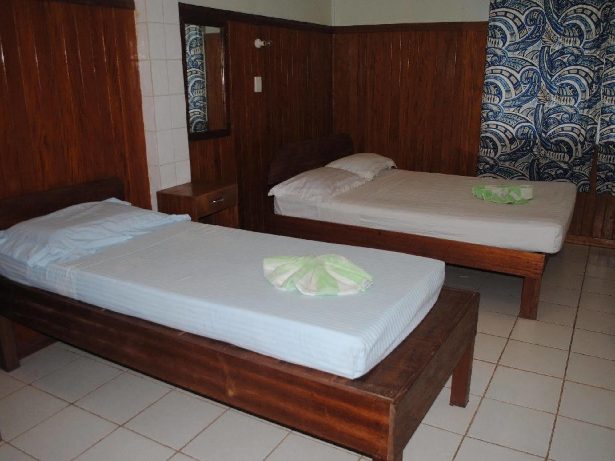 Rekona Lodge Gizo Extérieur photo