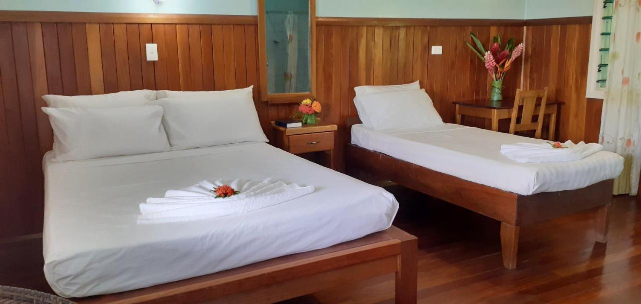 Rekona Lodge Gizo Extérieur photo